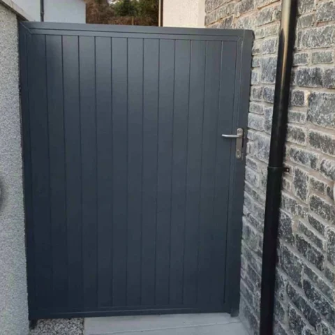 Gate